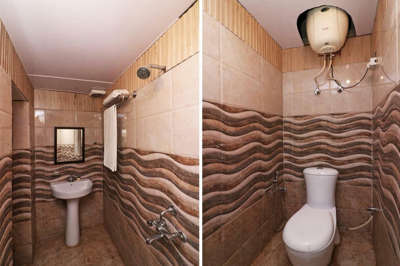 Oyo 43505 Hotel The White House Hisar Bagian luar foto