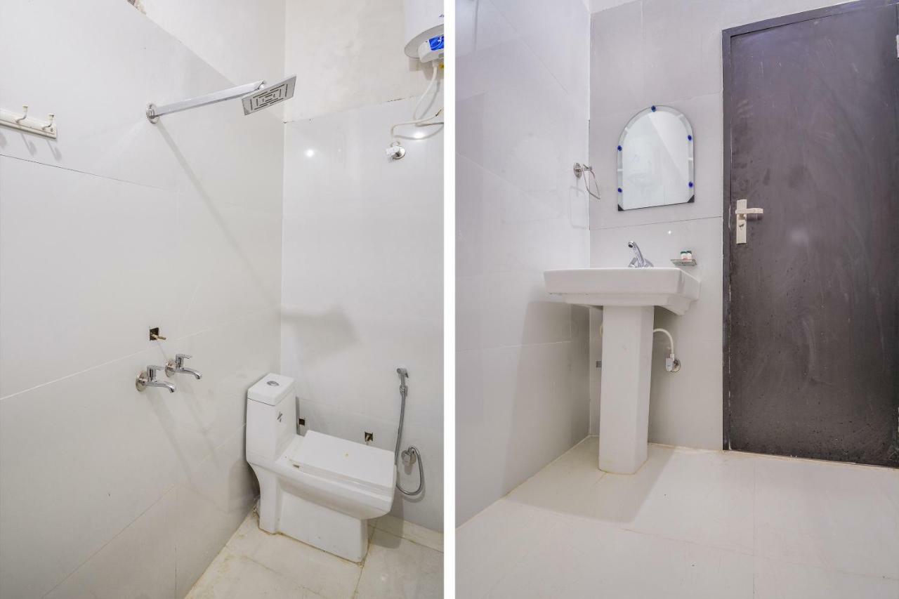 Oyo 43505 Hotel The White House Hisar Bagian luar foto